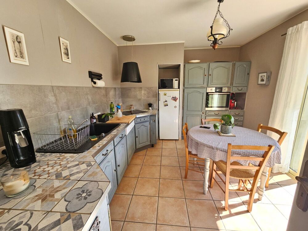 Vente Maison ENTRE ARGENTONNAY, THOUARS ET BRESSUIRE – MAISON CONTEMPORAINE AVEC HANGAR DE 400 M² ET TERRAIN DE 10 000 M² Argentonnay