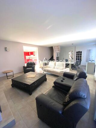  Maison � vendre 8 pi�ces 226 m�