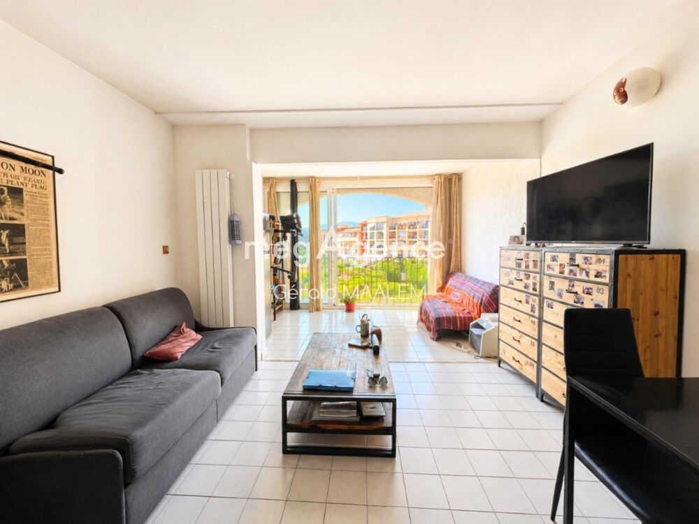 Vente Appartement Appartement de 38m² avec parking à Gassin Gassin