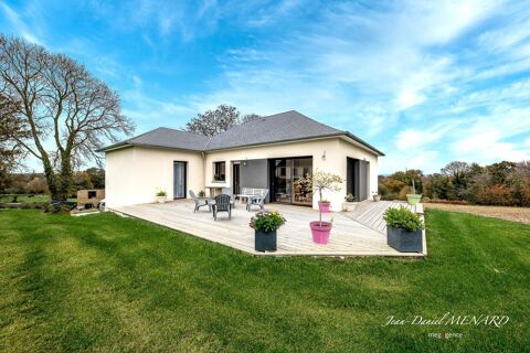   5 MN DE LA MER - MAISON T5 - TERRAIN DE 1558 m2 Maison - 5 pi�ce(s) - 150 m�