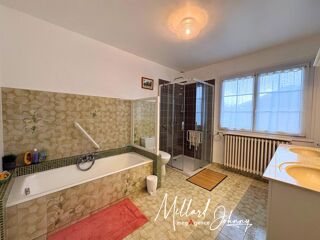  Maison � vendre 6 pi�ces 198 m�