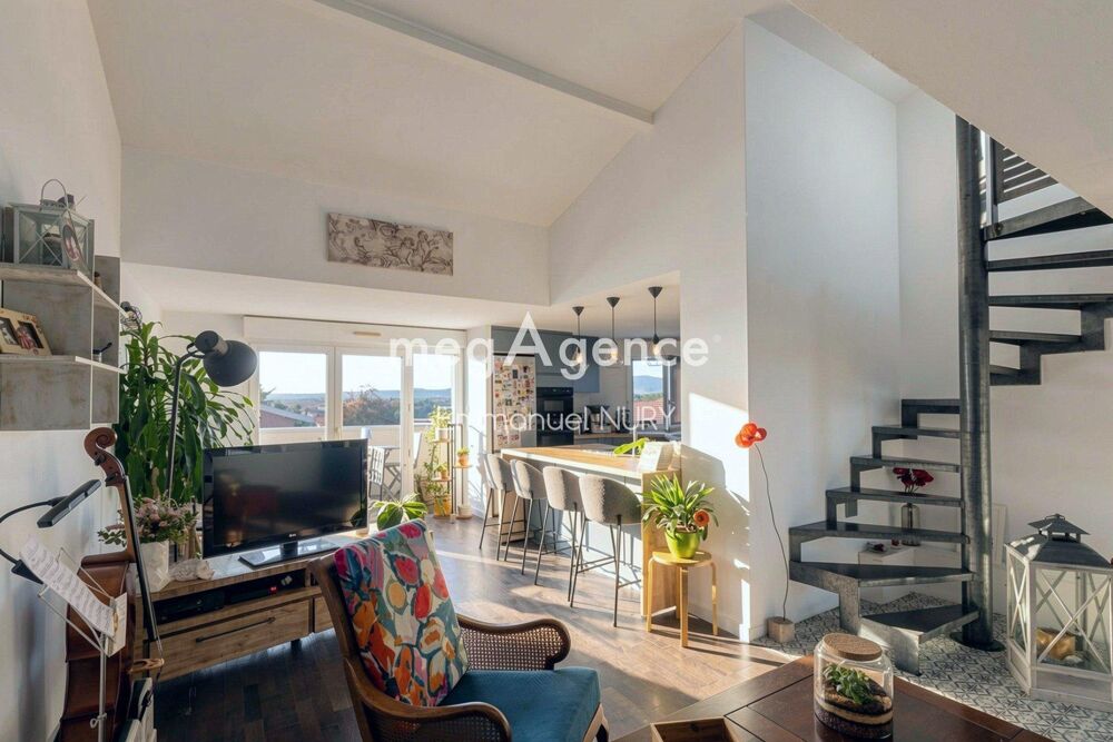 Vente Appartement Saint Genis-les-Ollières – T4 duplex avec balcon, garage  & parking Craponne