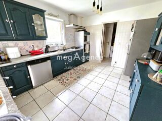  Maison � vendre 8 pi�ces 210 m�