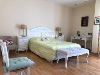  Maison � vendre 7 pi�ces 322 m�