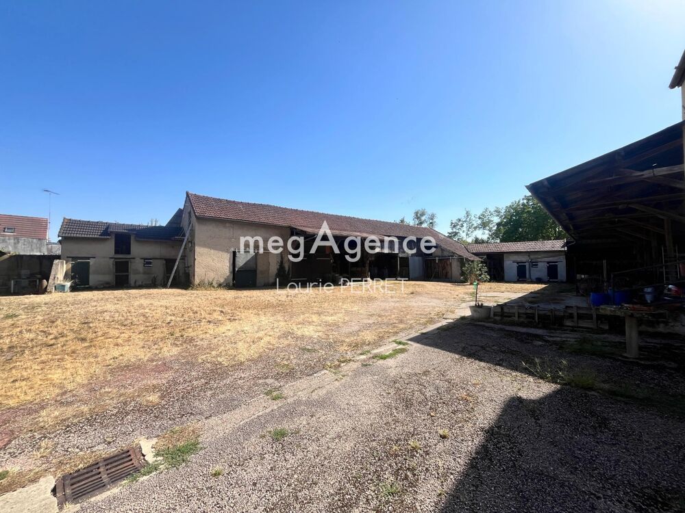 Ancien corps de ferme à fort potentiel - Cézy