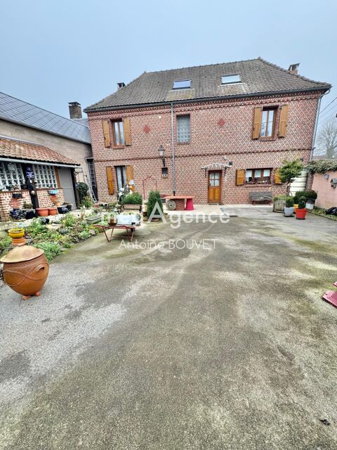   Maison 7 pièces, 186 m2 Maison - 7 pièce(s) - 186 m²
