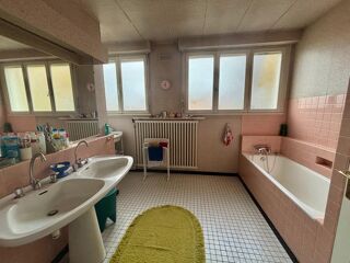  Maison � vendre 7 pi�ces 170 m�