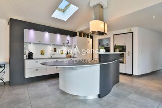  Maison  vendre 6 pices 190 m