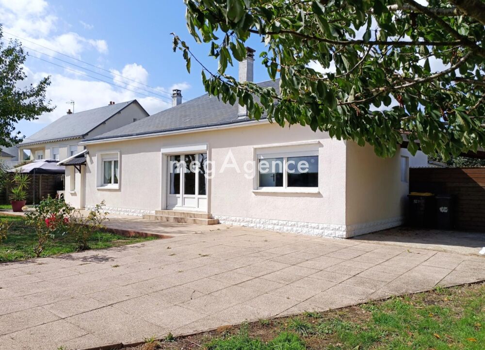 Vente Maison Maison  7 pièces 123 M² Villebarou