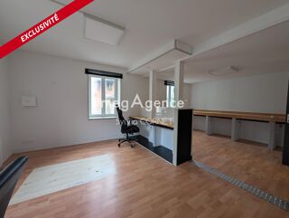  Immeuble à vendre 153 m²