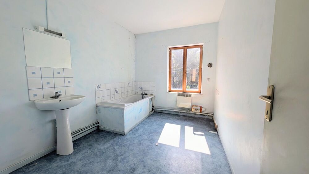 Vente Maison Opportunité à saisir ! Maison 3 chambres à 10 minutes à pied du métro Croix