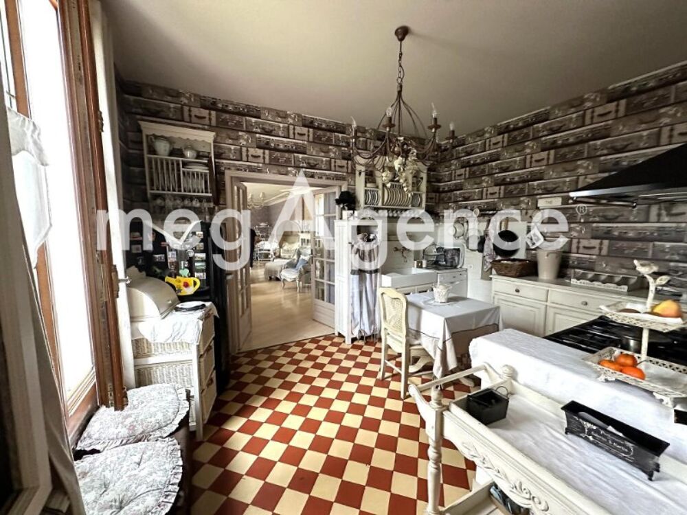 Vente Maison Maison familiale - 7 pièces à Neuilly Plaisance Neuilly-plaisance
