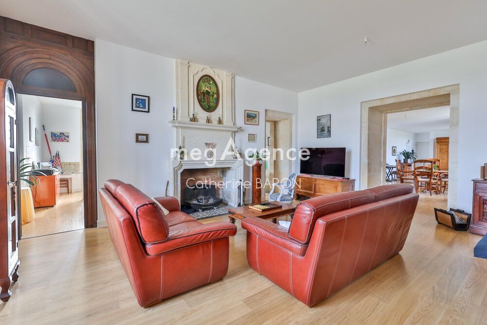 Vente Appartement Appartement de prestige dans un château historique près de Saintes, à 40 minutes de la côte Atlantique Le douhet
