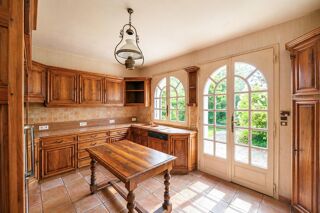  Maison � vendre 10 pi�ces 265 m�