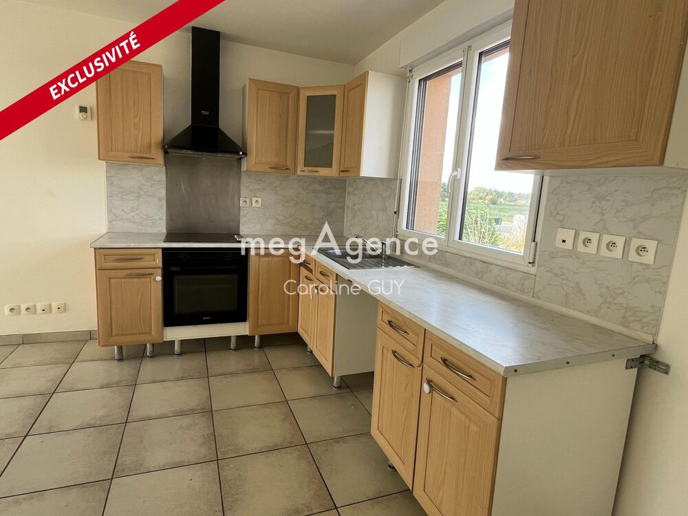 MAISON 92M2 VIE, 3 CHAMBRES DONT 1 AU RDC, JARDIN, PARKING
