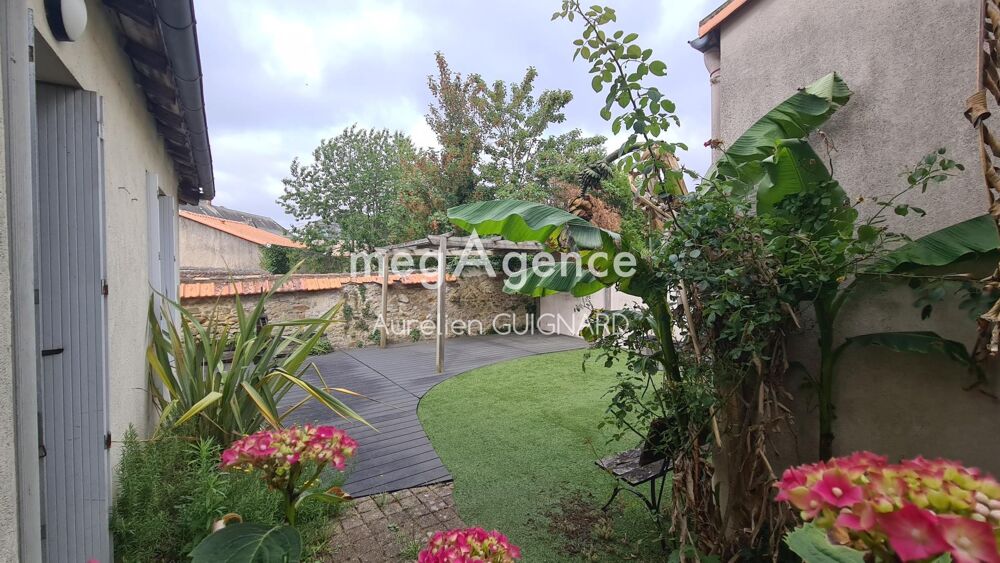 Vente Maison 3 Chambres, garage, espace exterieur clos Bressuire