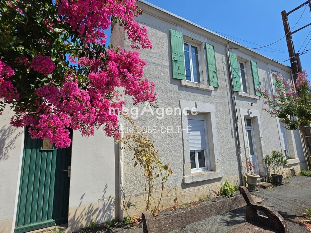 Luçon CENTRE VILLE maison de ville 110 M²