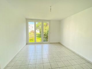  Appartement à louer 3 pièces 52 m²