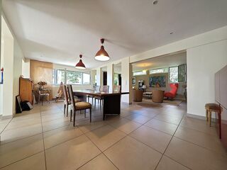  Maison à vendre 15 + pièces 360 m²