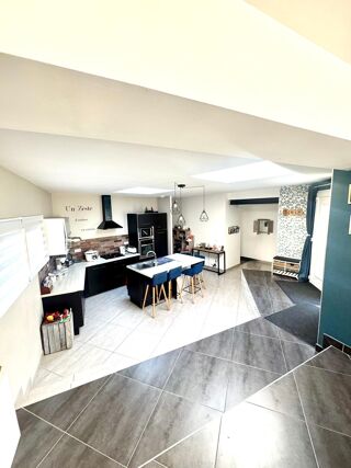  Maison � vendre 8 pi�ces 175 m�