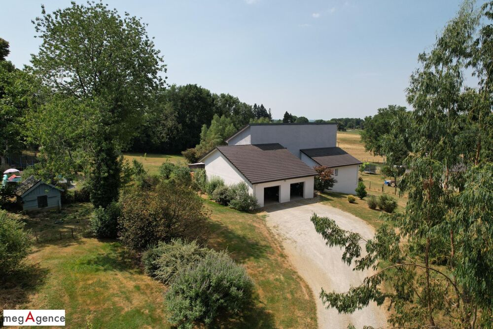 Maison 10 pièces 276 m² · à Chanteix · 276 m² · 422 000 €