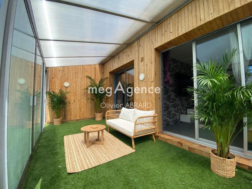 MAISON BOURG 202 M2 4 CHAMBRES TERRAIN 606 M2