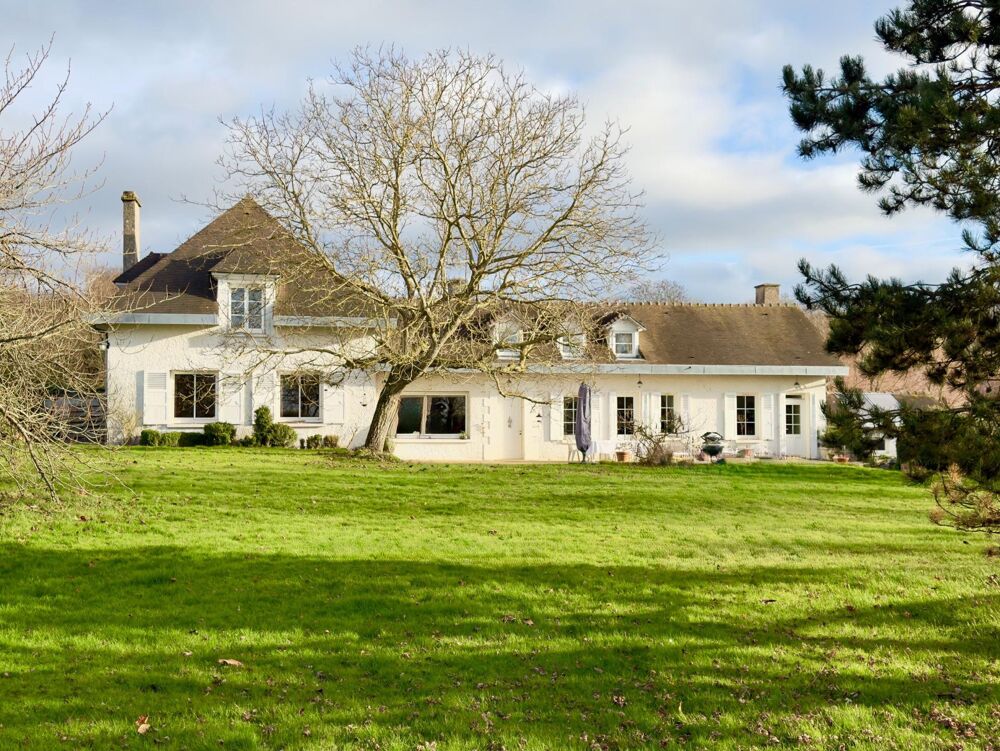 Maison 8 pièces 233 m² · à Thoiry · 233 m² · 575 000 €