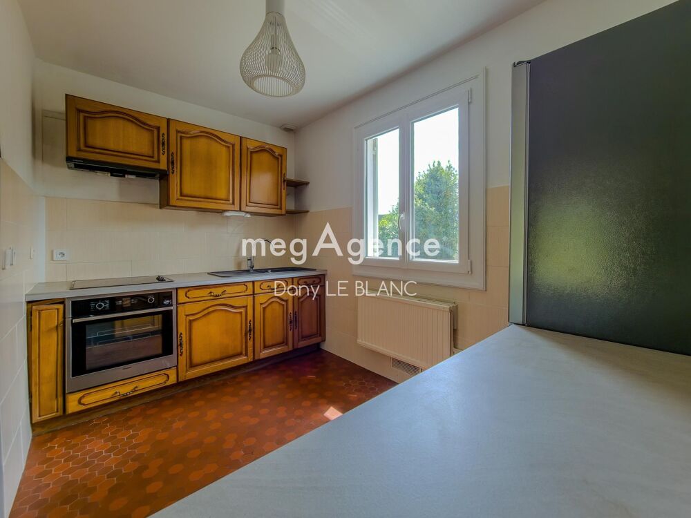 Maison plain-pied 4 ch  jardin 1000 m²  garage