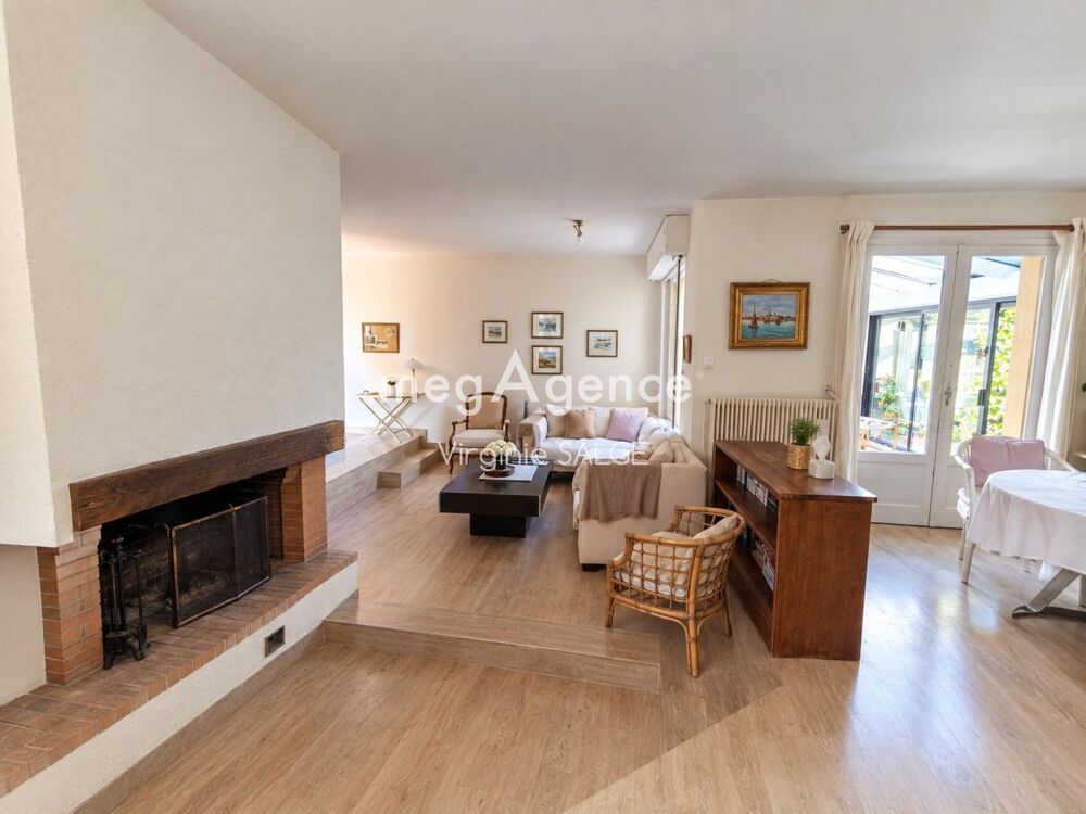 RAMOVILLE SAINT-AGNE - QUARTIER MONTCALM -MAISON FAMILIALE 6 PIECES DE 156M² SUR PARCELLE DE 1511M²