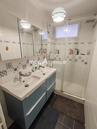  Appartement � vendre 4 pi�ces 71 m�