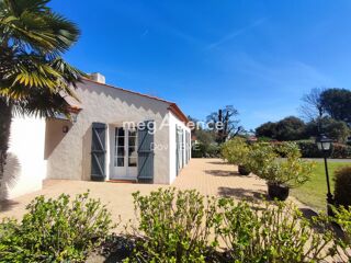  Maison  vendre 8 pices 167 m