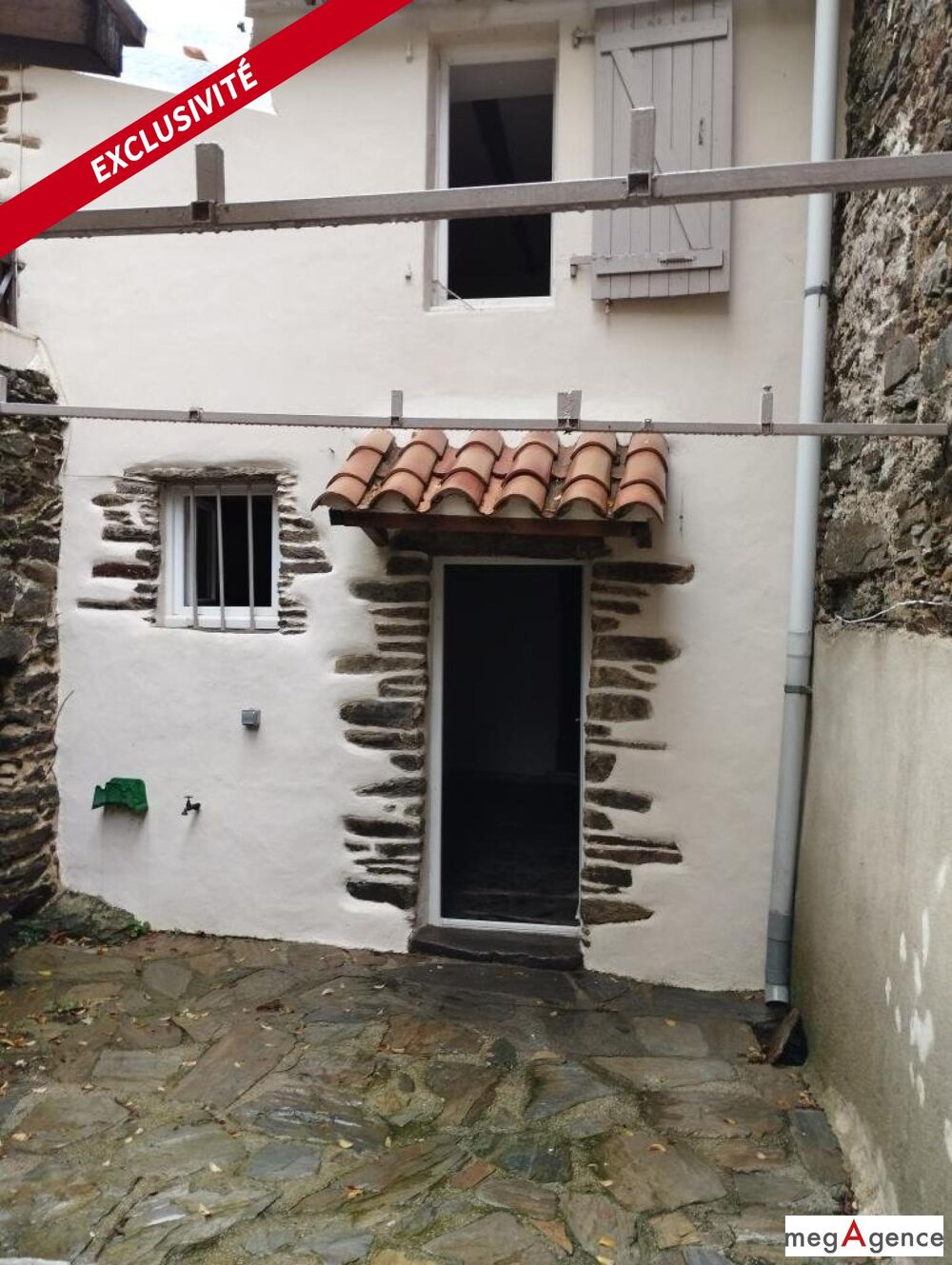 Vente Maison Cévennes : maison en pierre 2 chambres avec cour Saint-andre-de-valborgne