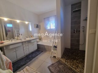  Maison à vendre 3 pièces 142 m²
