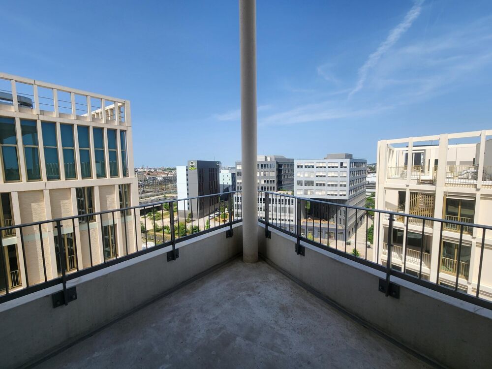 Vente Appartement Superbe Duplex T5 avec balcon panoramique – Bordeaux 33800 Bordeaux