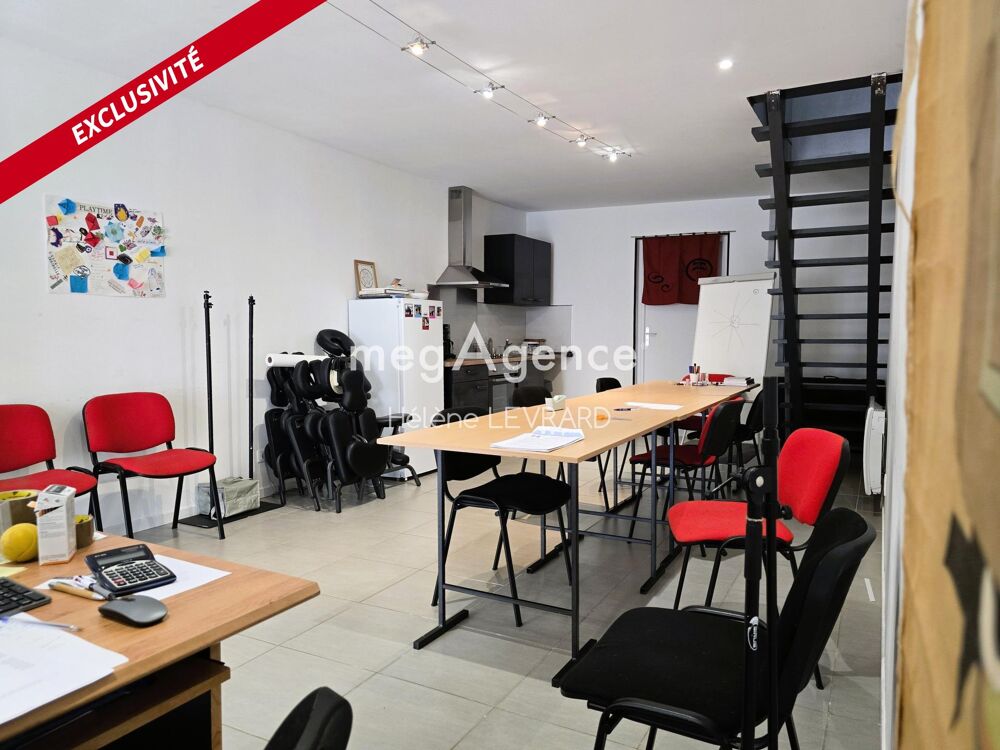   Centre-ville d'EVRON - Immeuble de 95m² Evron