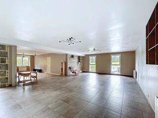  Maison à vendre 10 pièces 252 m²