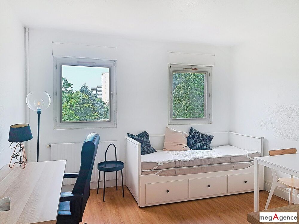 Ile de Nantes - Beaulieu - Studio meublé au 1er étage avec ascenseur