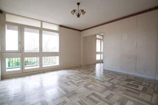  Appartement  vendre 4 pices 77 m