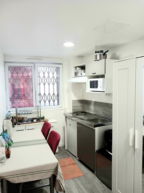 A Vendre:   Local commercial avec studio &agrave; Paris 18&egrave;me(Clignancourt) 465000 75018 Paris 18e arrondissement