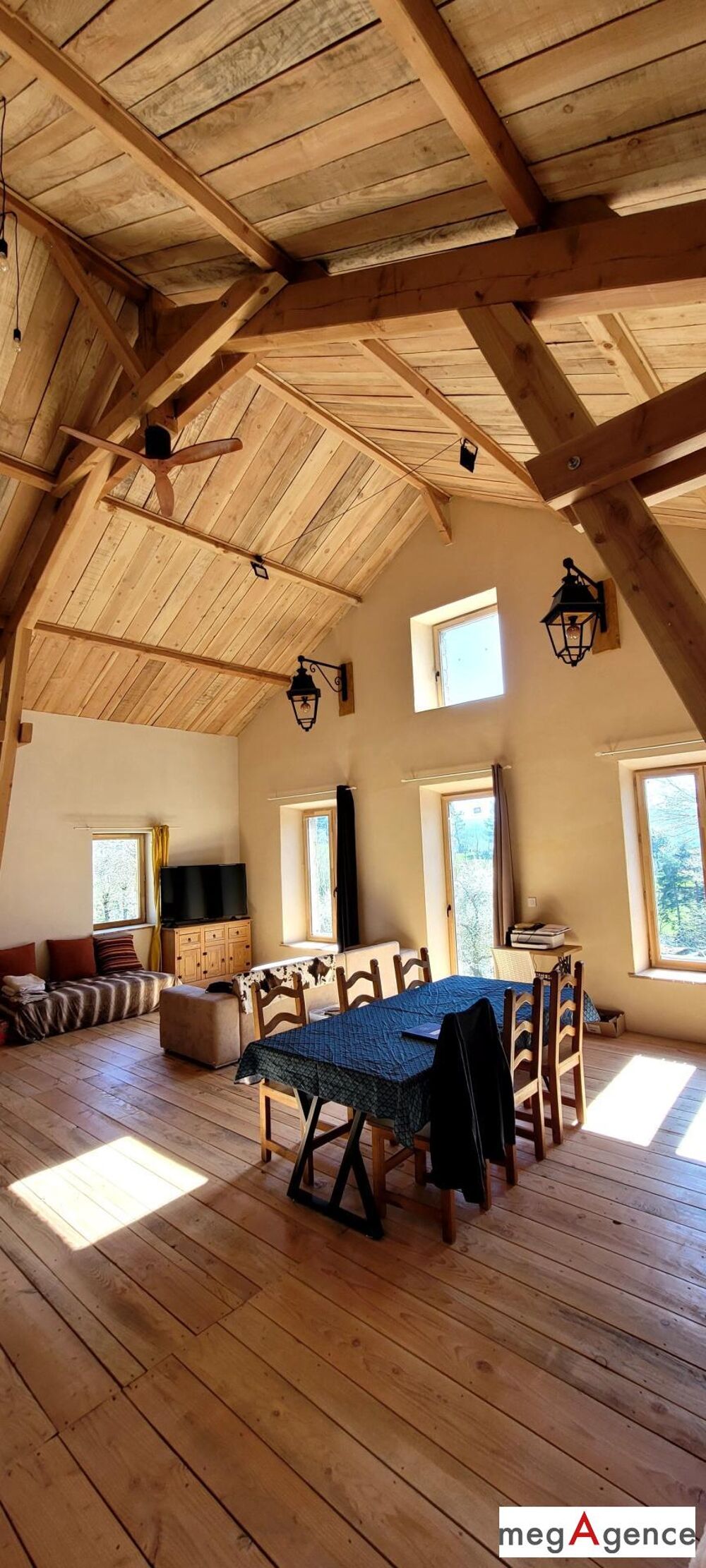 Maison en pierre + grange + 3 200 m² terrain  Cévennes