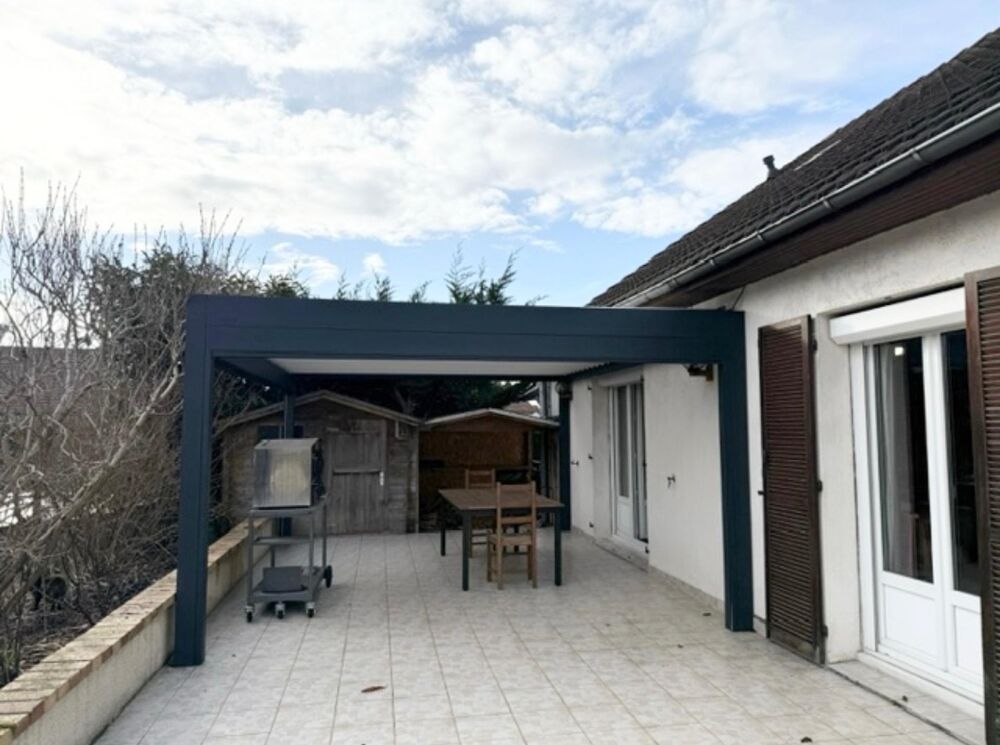 Grande maison familiale-Quartier calme et sécurisé à Aubergenville