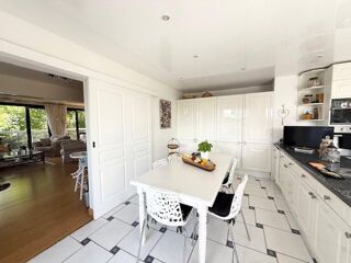  Appartement  vendre 5 pices 146 m