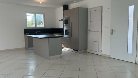   Villa de plein pied Maison - 4 pi�ce(s) - 90 m�