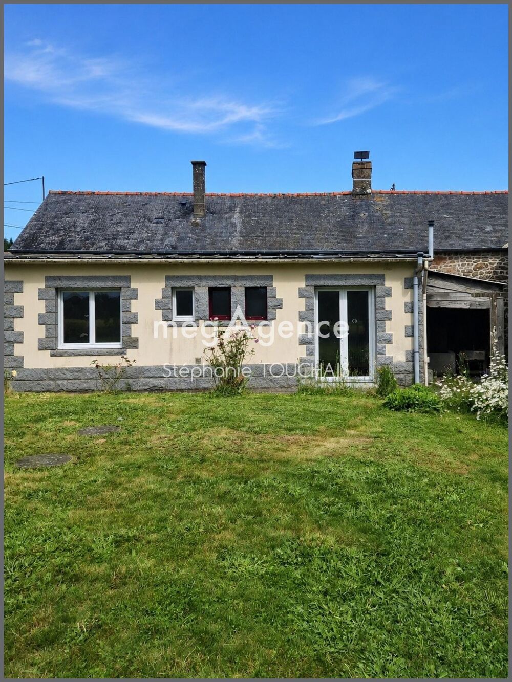 Vente Maison Maison en pierre 80 m², 5 pièces sur 2110 m² de terrain Saint-marc-le-blanc