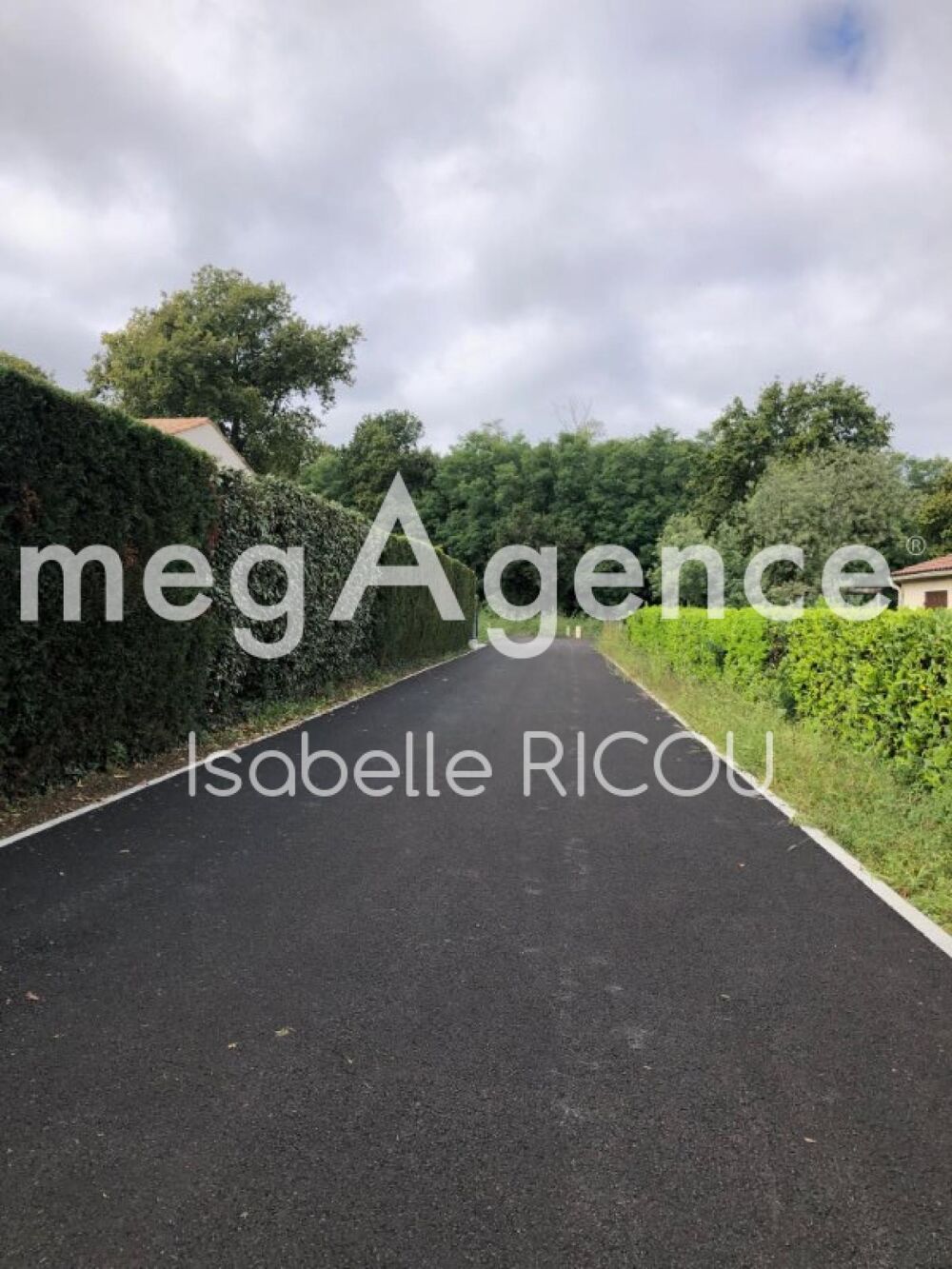 Vente Terrain LES MATHES, TERRAIN A BATIR 400m² viabilisé Les mathes
