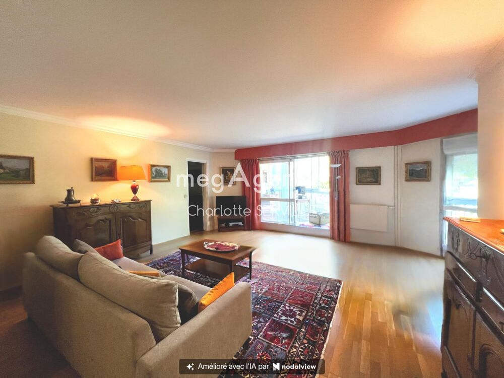 Vente Appartement Le Chesnay – 5 pièces avec 3 chambres, loggia, parking, cave Le chesnay