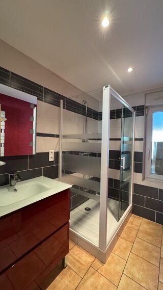  Maison  vendre 9 pices 200 m