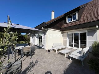  Maison à louer 7 pièces 175 m²