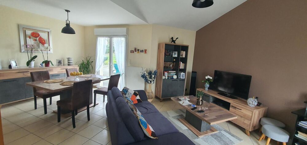 Vente Maison Maison 3 chambres avec garage et terrain de 669 m² à Chantonnay Chantonnay