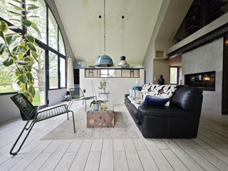  Maison � vendre 15 + pi�ces 340 m�